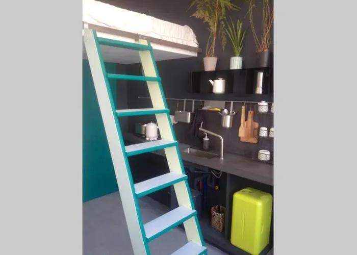 Small Arty Menilmontant