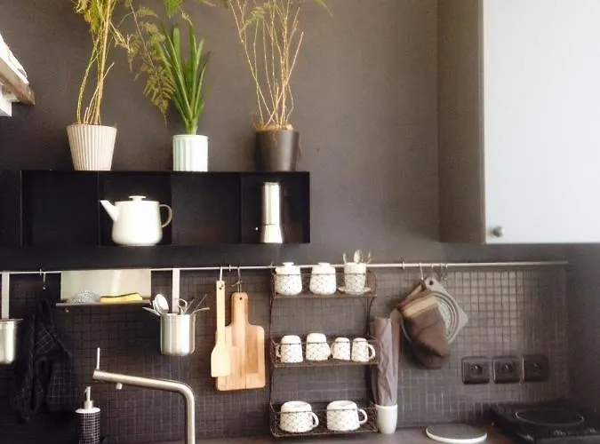 Small Arty Menilmontant