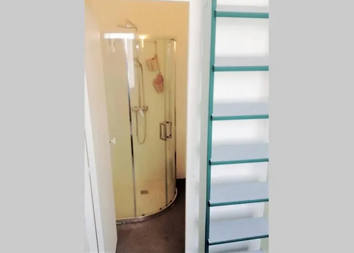 Small Arty Menilmontant Lejlighed Paris